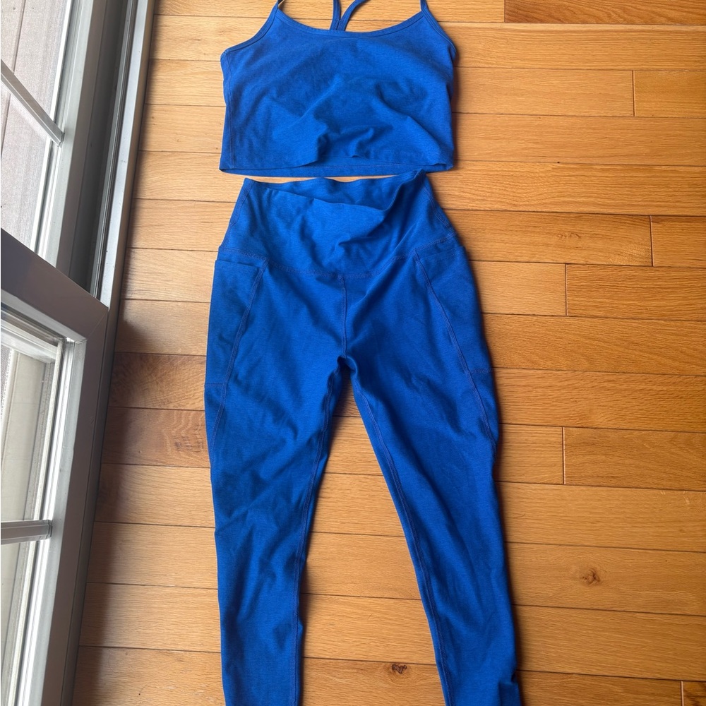 Beyond Yoga Legging and Tank Matching Set in Bright Blue